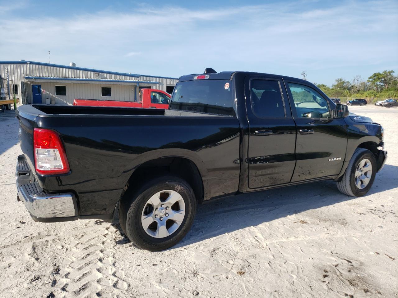 2022 RAM 1500 BIG HORN/LONE STAR VIN:1C6RREBT4NN201645