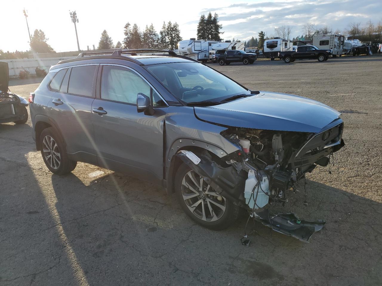 2023 TOYOTA COROLLA CROSS XLE VIN:7MUDAABG3PV055070
