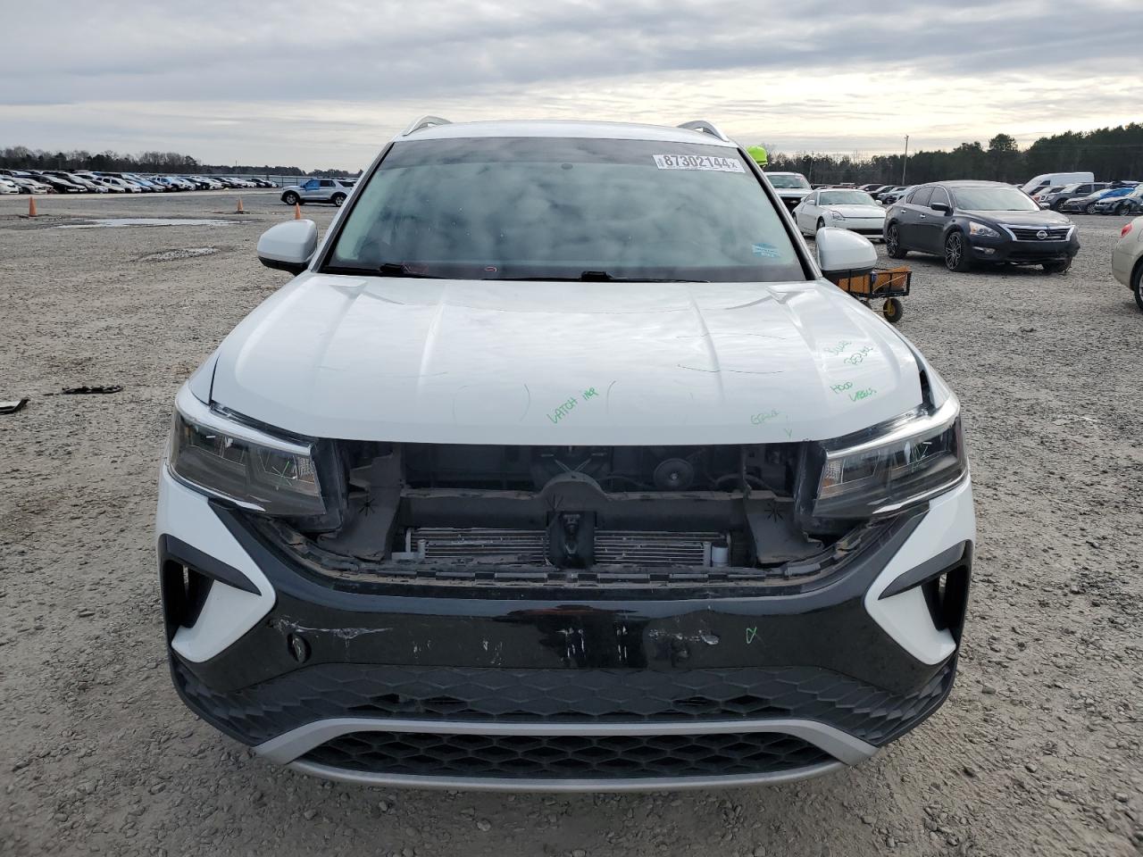 2022 VOLKSWAGEN TAOS SE VIN:3VVRX7B25NM030305