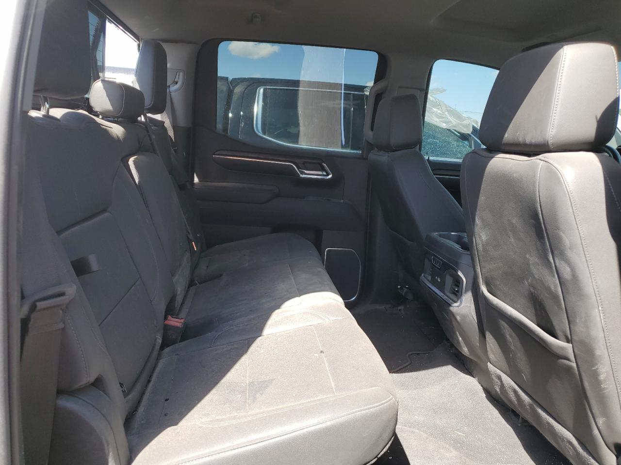 2023 GMC SIERRA K1500 SLT VIN:3GTUUDED5PG107138