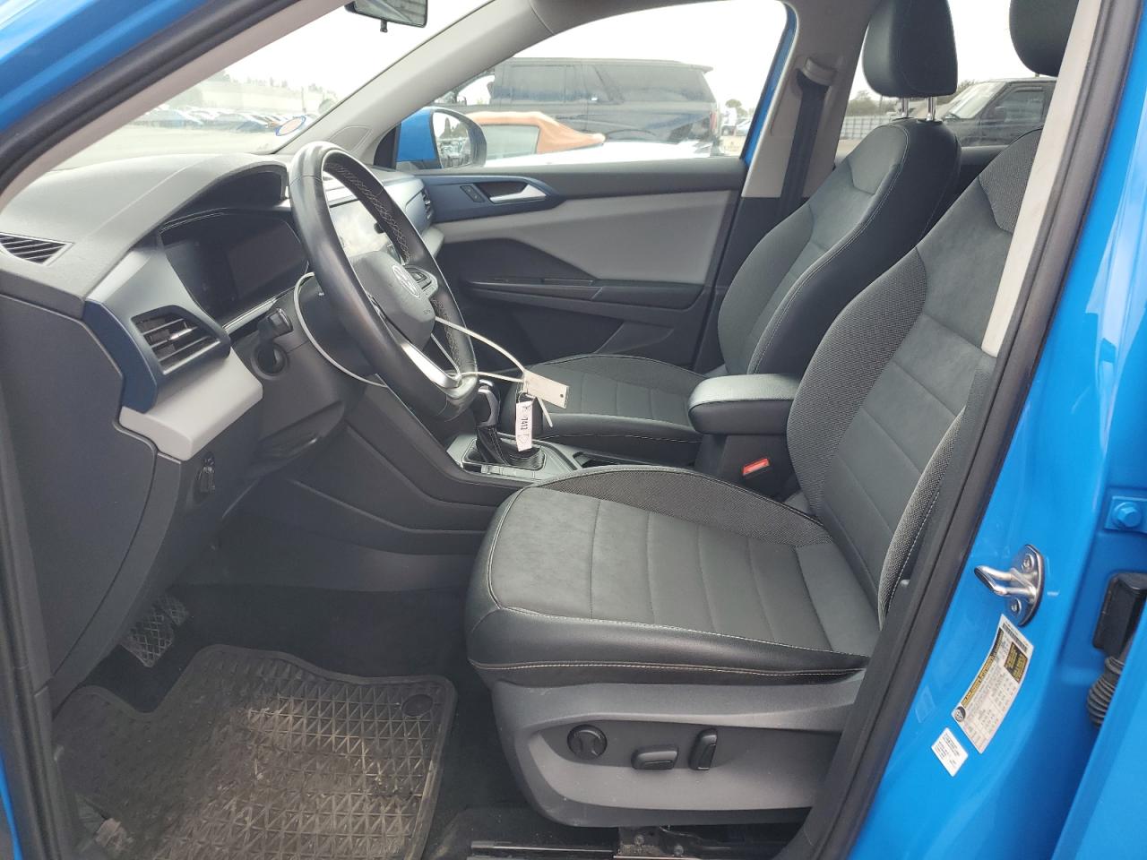 2022 VOLKSWAGEN TAOS SE VIN:3VVTX7B29NM061028