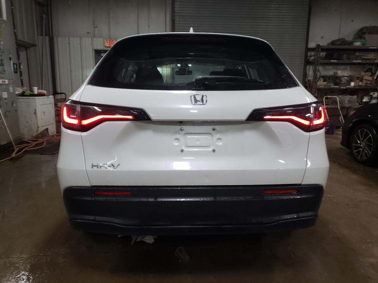 2024 HONDA HR-V LX VIN:3CZRZ2H3XRM713757