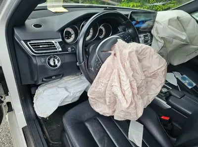 2014 Mercedes-Benz E 220 VIN: