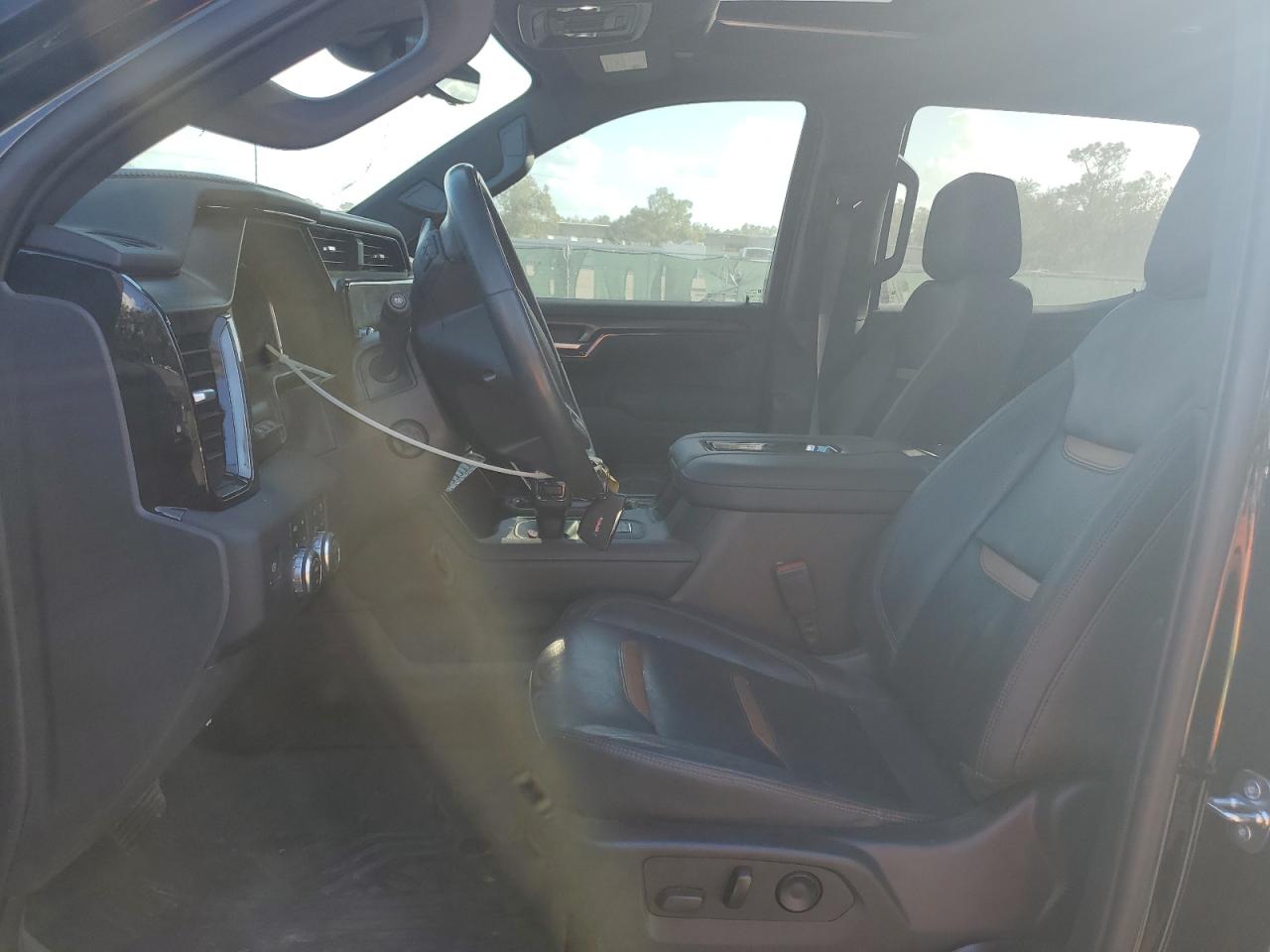 2022 GMC SIERRA K1500 AT4 VIN:3GTUUEET3NG527491