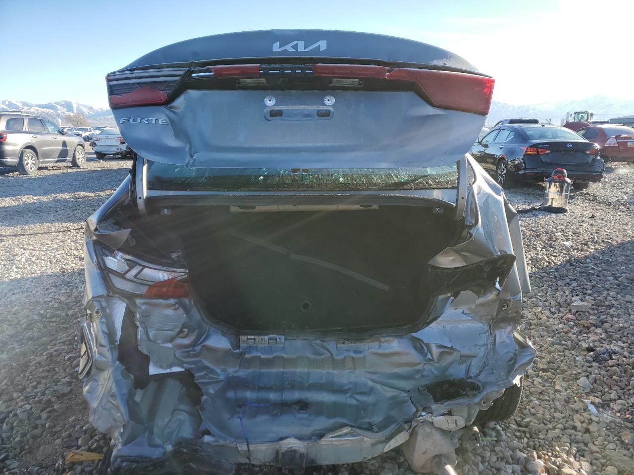 2024 KIA FORTE LX VIN:3KPF24AD5RE837814