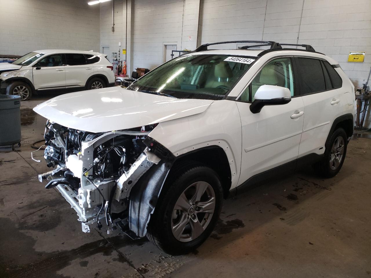 2023 TOYOTA RAV4 XLE VIN:JTMRWRFV7PD204584