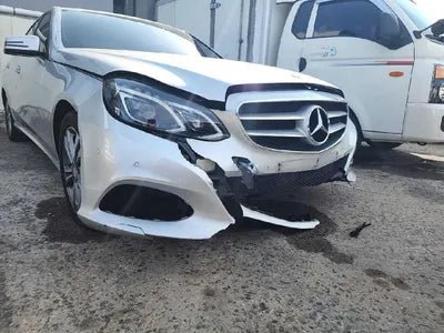 2014 Mercedes-Benz E 220 VIN: