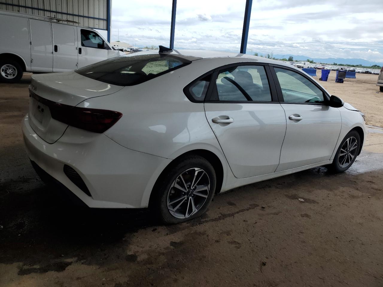 2022 KIA FORTE FE VIN:3KPF24AD4NE479647