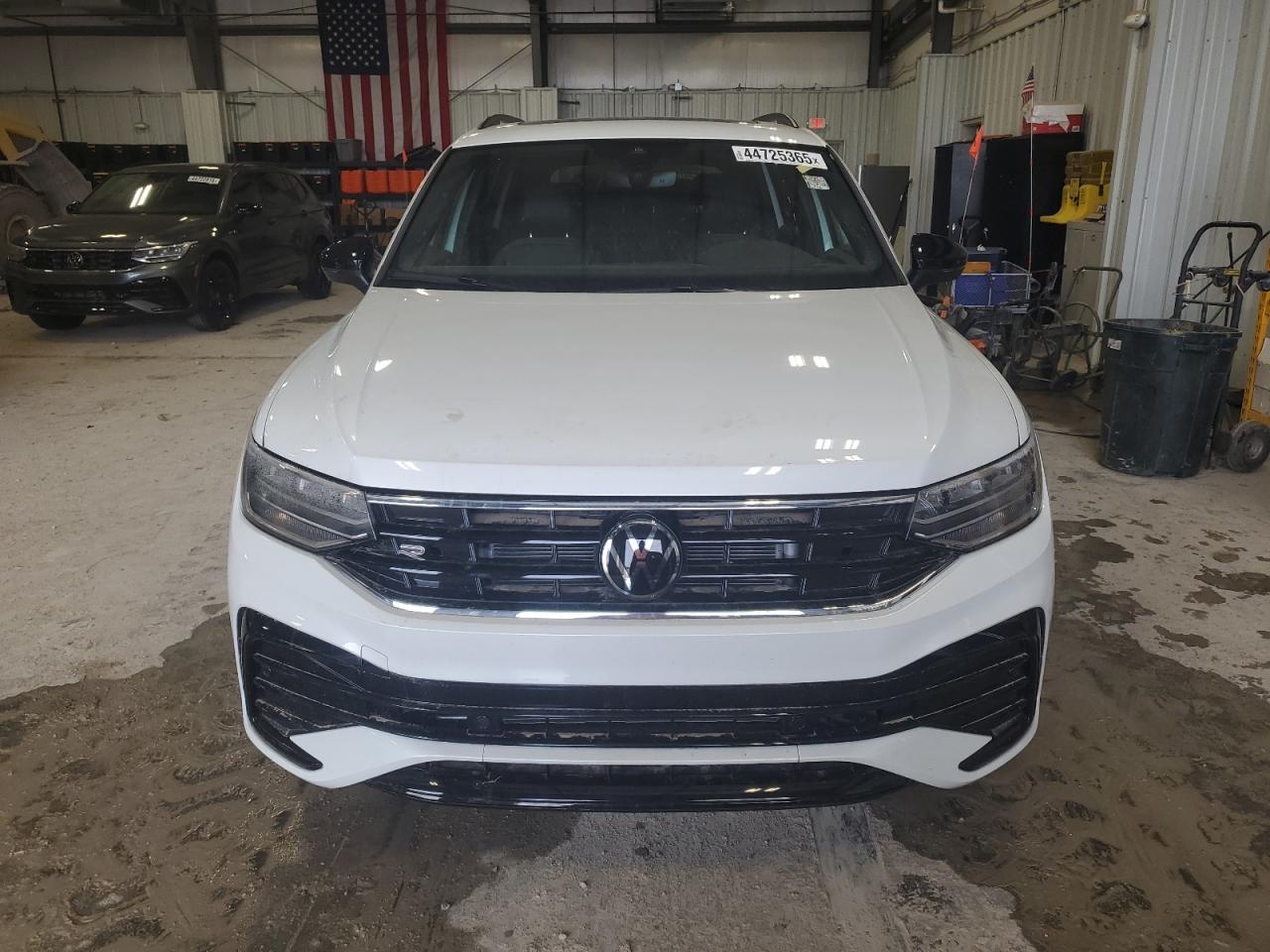 2024 VOLKSWAGEN TIGUAN SE R-LINE BLACK VIN:3VVCB7AXXRM112800