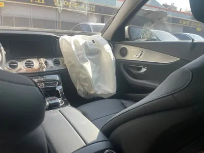 2019 Mercedes-Benz E 300 WDDZF4JB9KA672509 VIN:WDDZF4JB9KA672509