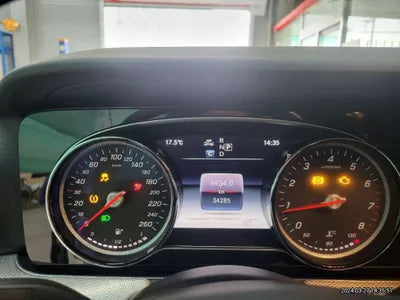 2018 Mercedes-Benz E 200 WDDZF4CB8JA441791 VIN:WDDZF4CB8JA441791