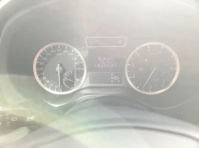 2017 Infiniti Q30 SJKCH53E2HA043445 VIN:SJKCH53E2HA043445