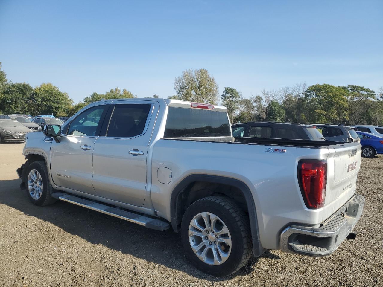 2022 GMC SIERRA K1500 SLT VIN:3GTUUDETXNG609213
