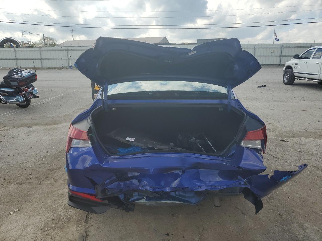 2023 HYUNDAI ELANTRA SEL VIN:KMHLM4AG6PU380593