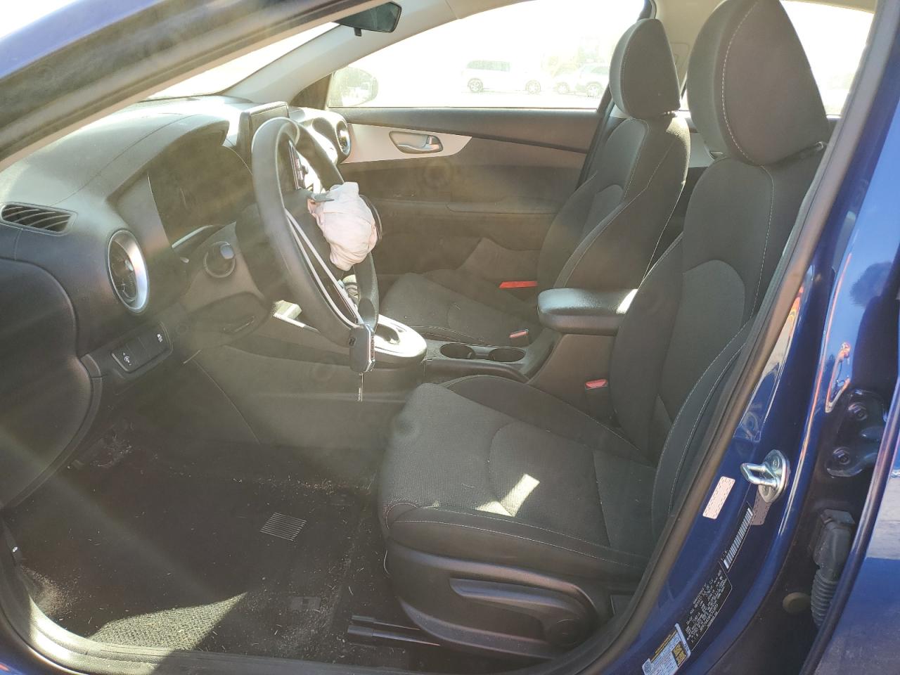 2023 KIA FORTE LX VIN:3KPF24AD9PE555835