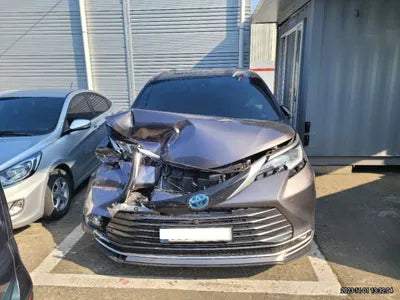 2021 Toyota Sienna 5TDGRKEC8MS067175 VIN:5TDGRKEC8MS067175