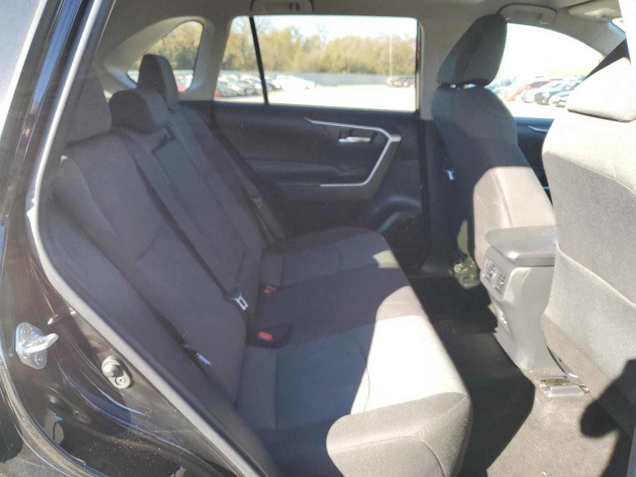 2022 TOYOTA RAV4 XLE VIN:2T3W1RFV4NW209176