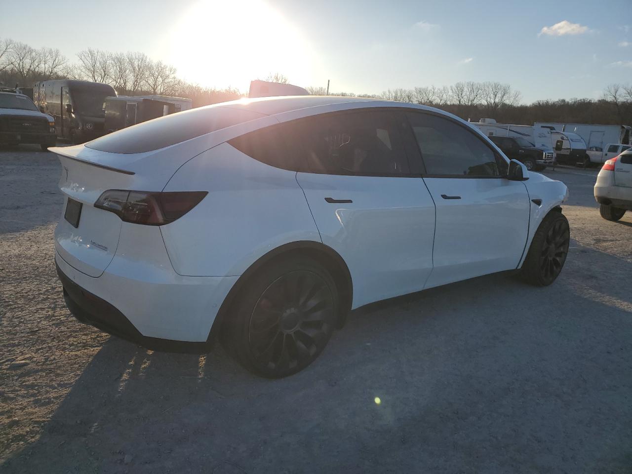 2022 TESLA MODEL Y  VIN:7SAYGDEF8NF494770