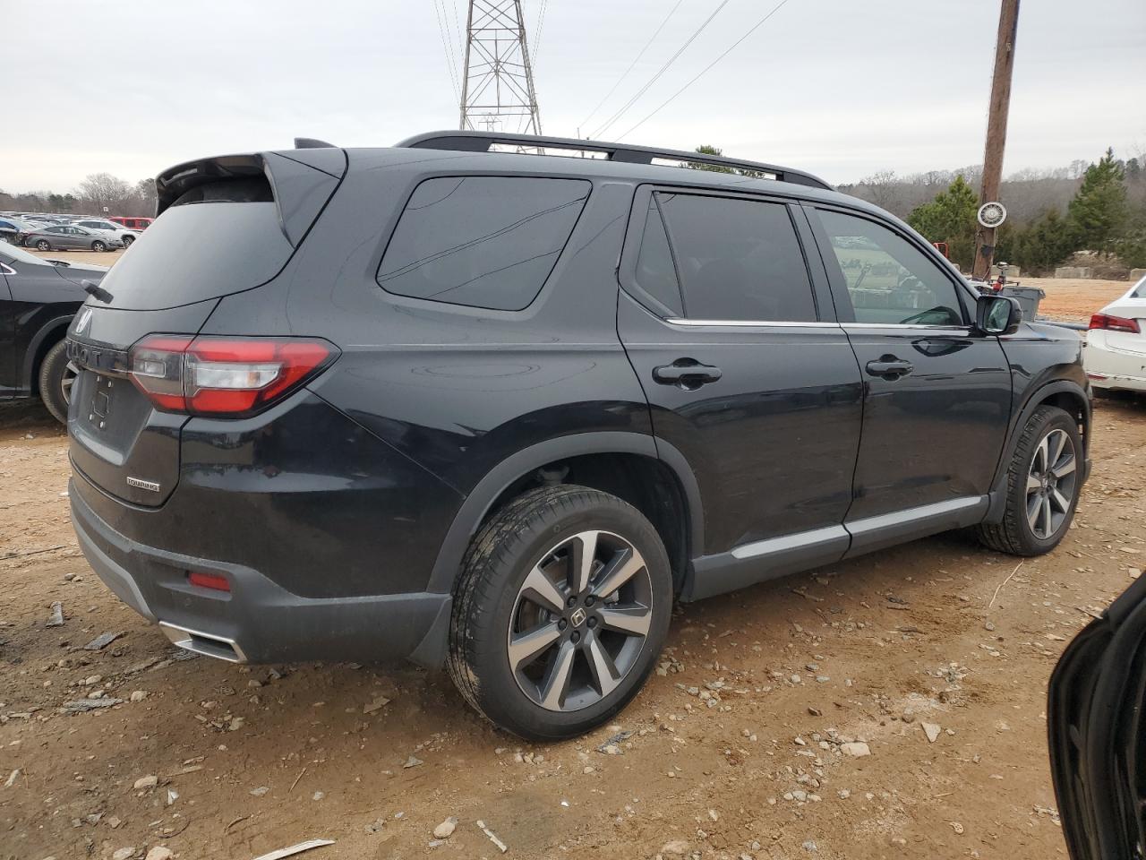 2023 HONDA PILOT TOURING VIN:5FNYG2H70PB011362