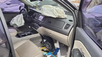 2018 Kia Carnival VIN: