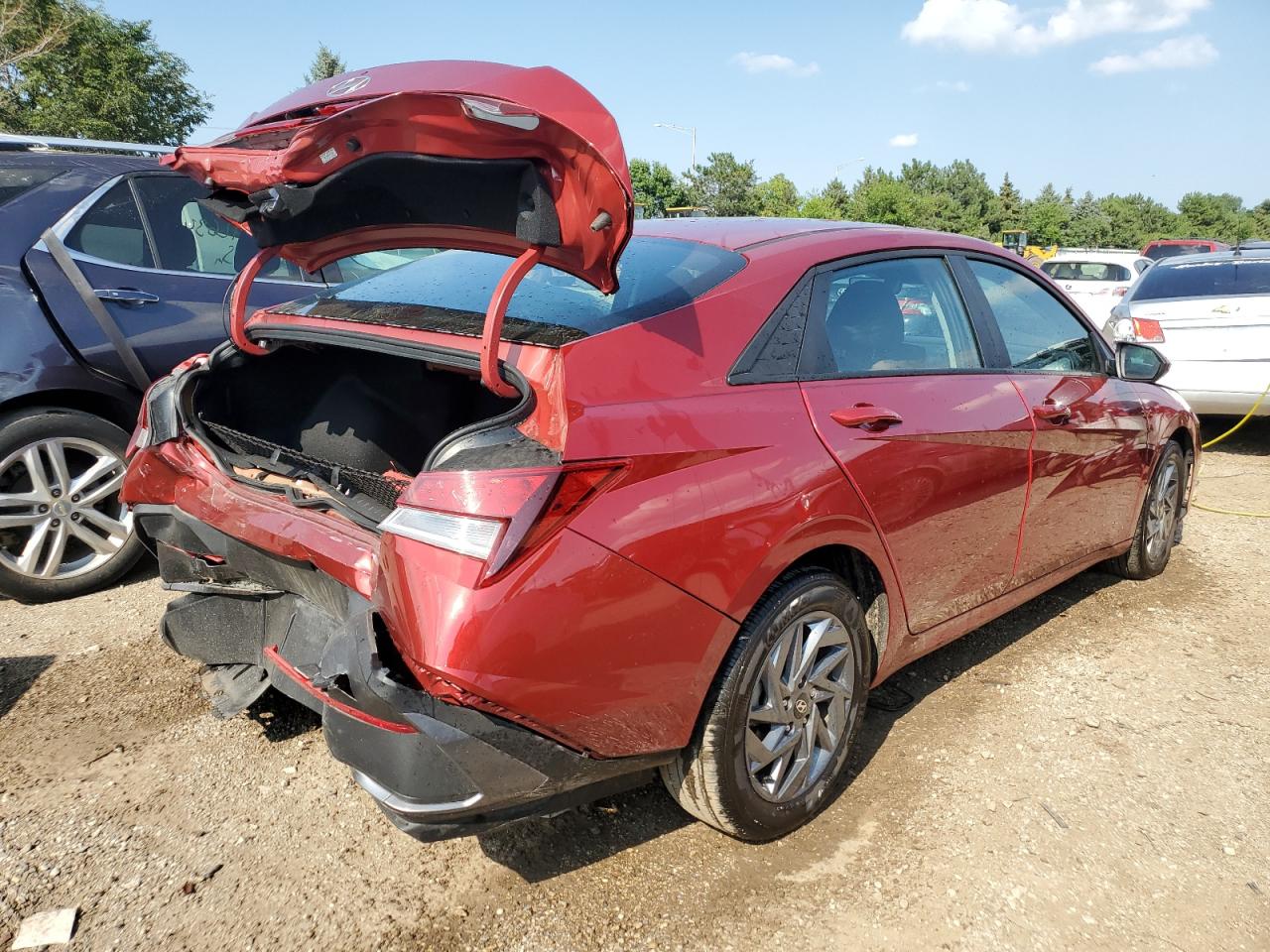 2024 HYUNDAI ELANTRA SEL VIN:KMHLM4DG9RU721533