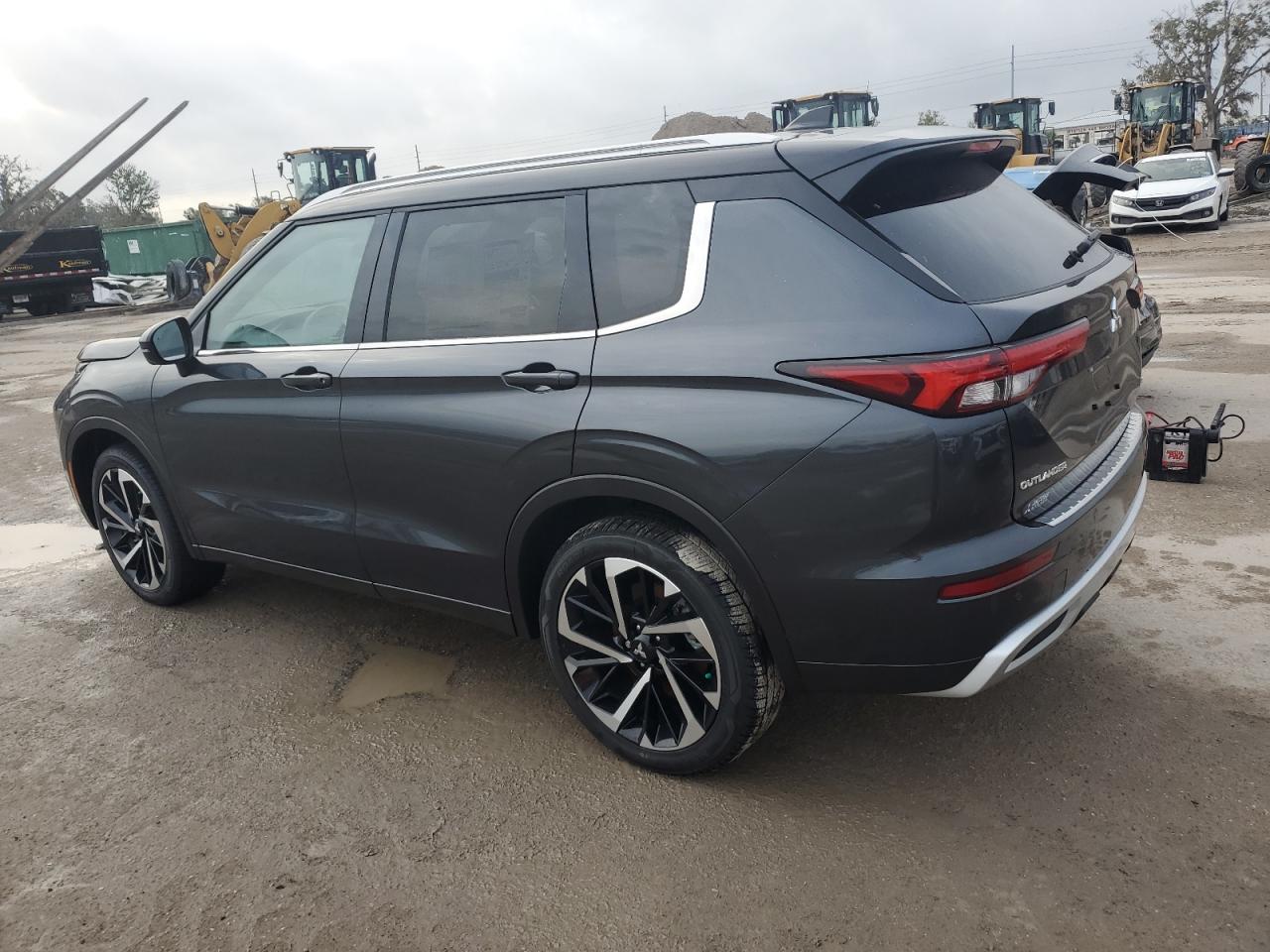 2024 MITSUBISHI OUTLANDER SEL VIN:JA4J3WA83RZ057332