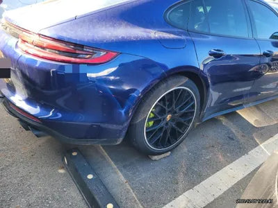 2020 Porsche Panamera VIN: