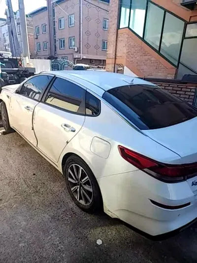 2018 Kia K5 VIN: