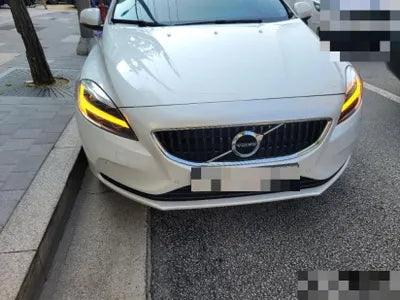 2017 Volvo V40 VIN: