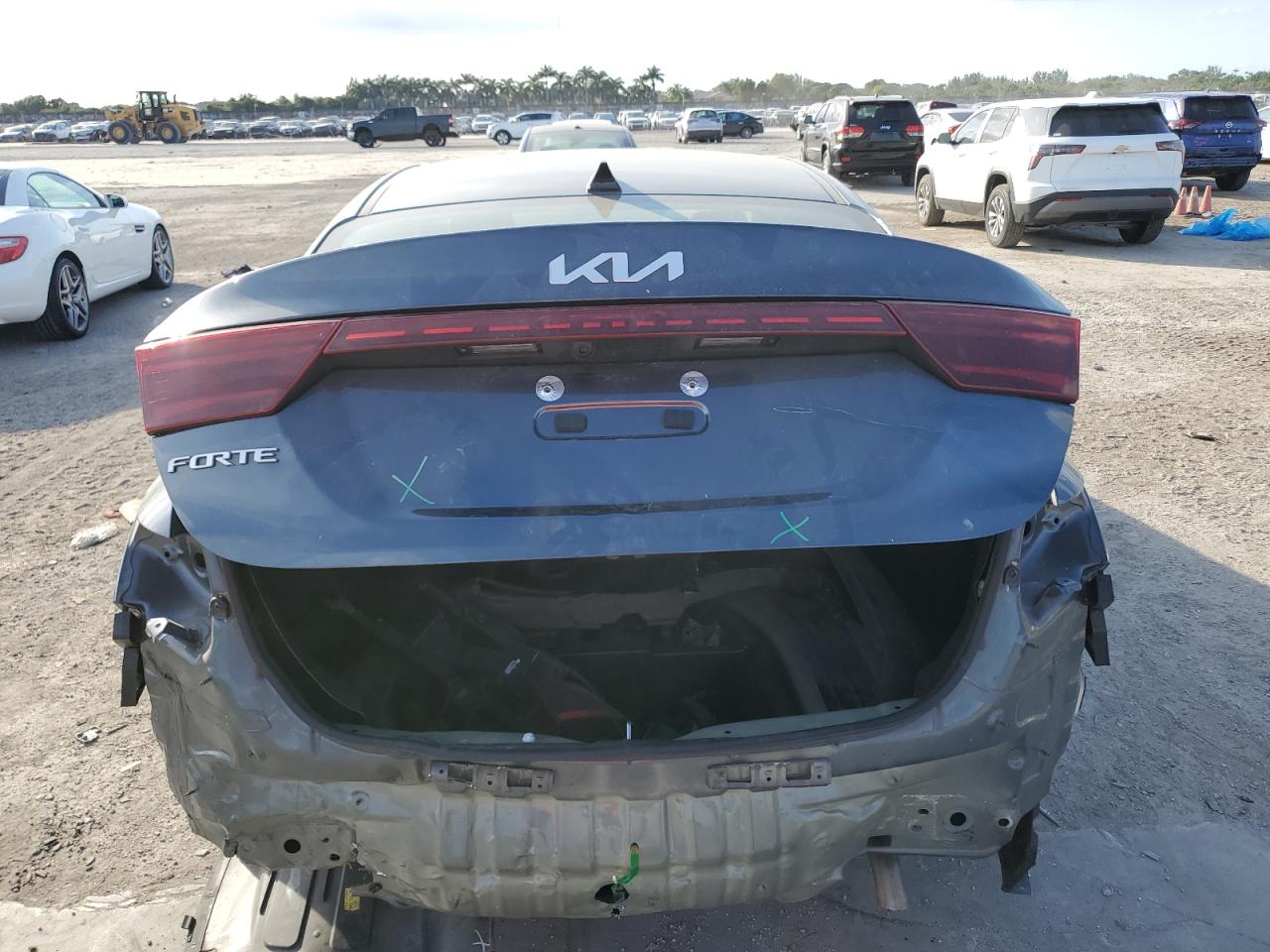 2022 KIA FORTE FE VIN:3KPF24AD7NE452359