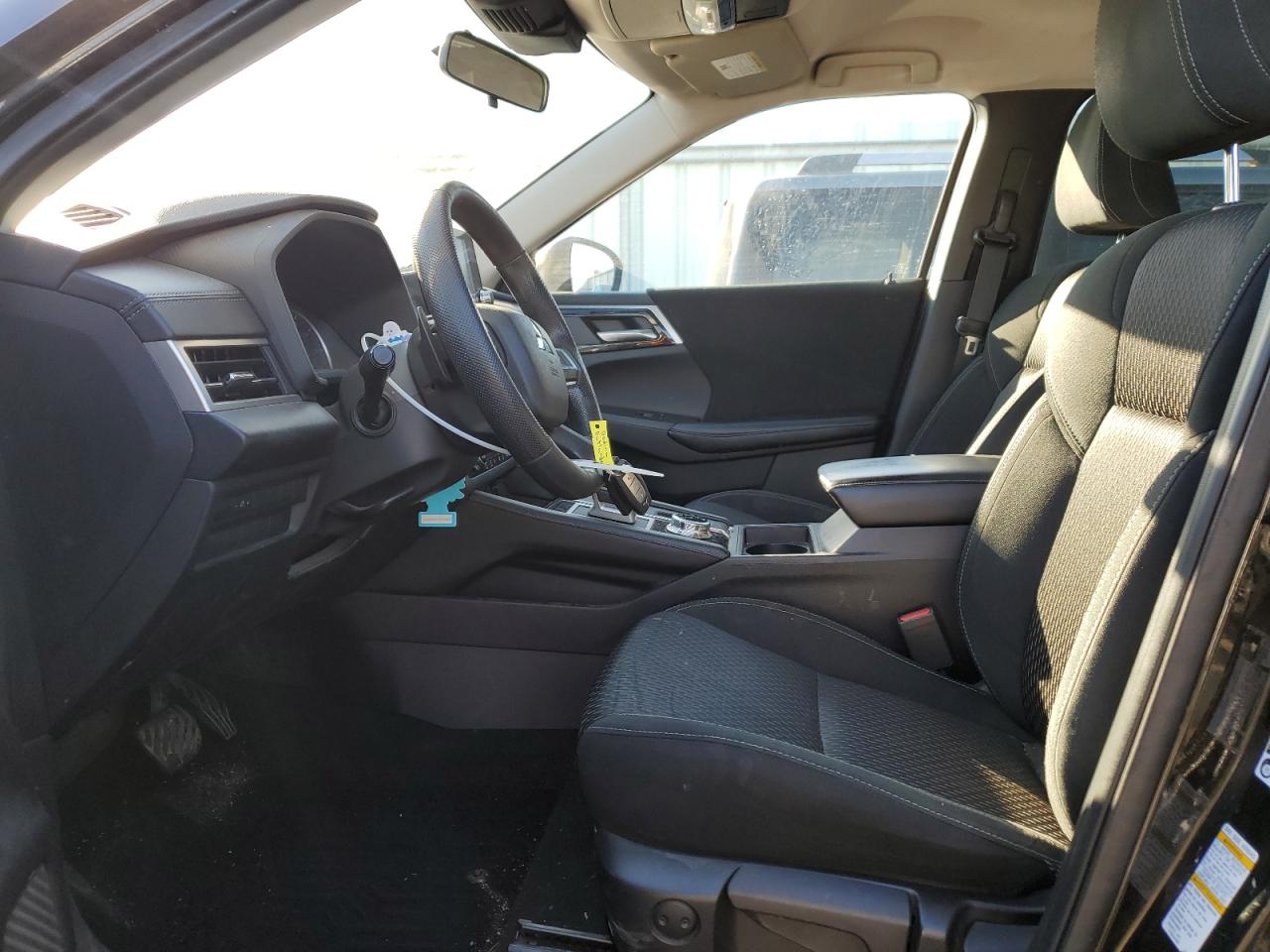 2022 MITSUBISHI OUTLANDER ES VIN:JA4J4TA81NZ018812