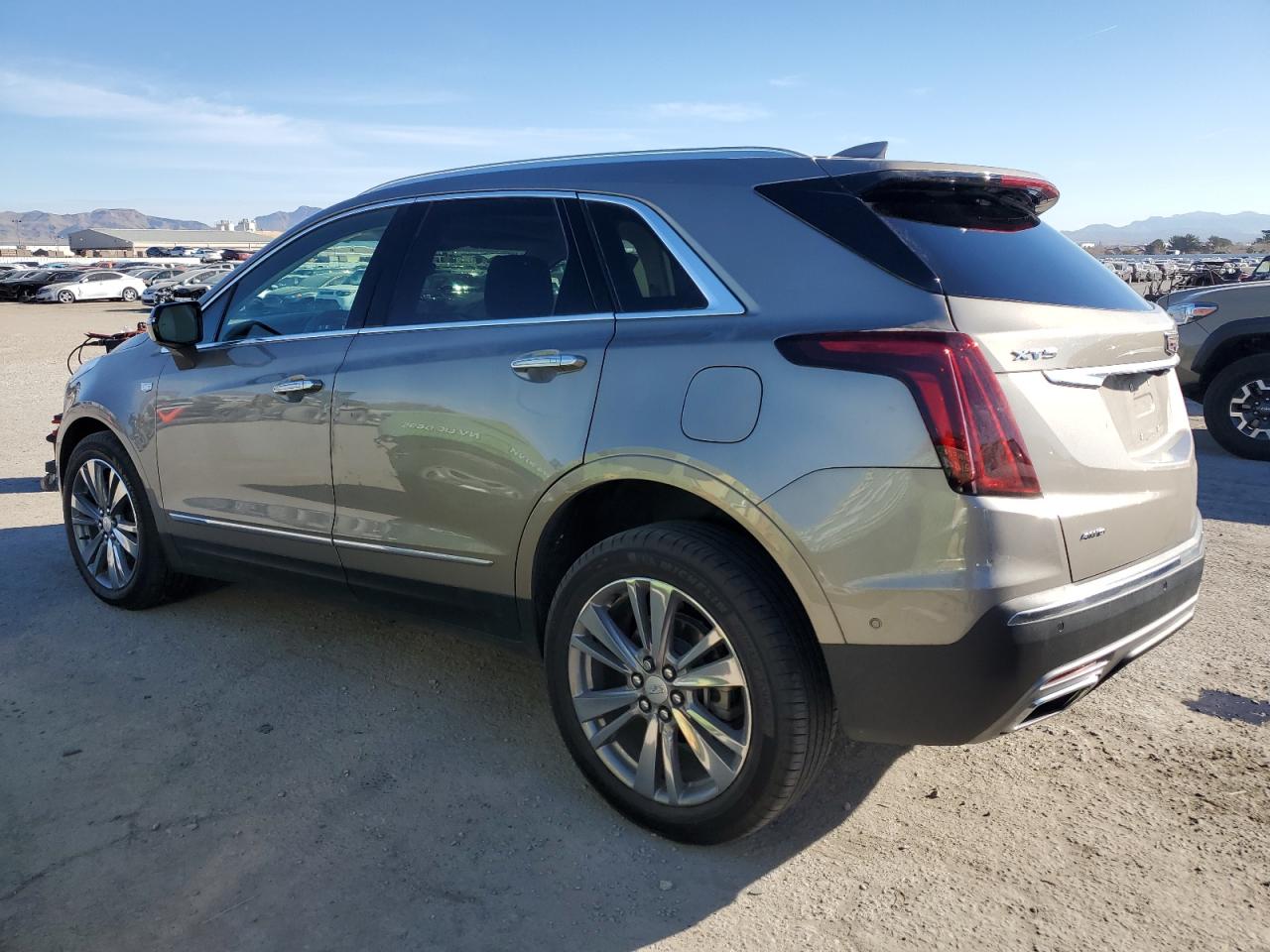 2022 CADILLAC XT5 PREMIUM LUXURY VIN:1GYKNDR40NZ153286