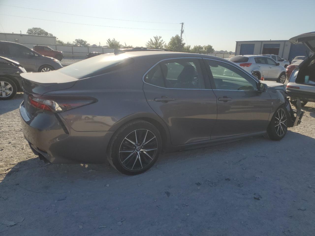 2022 TOYOTA CAMRY SE VIN:4T1G11AK0NU650086