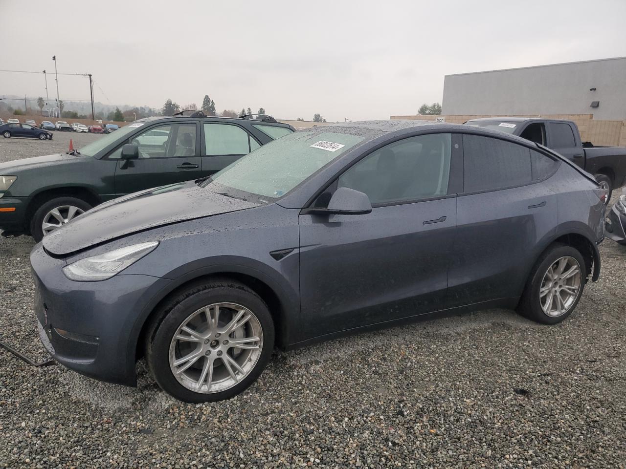 2023 TESLA MODEL Y  VIN:7SAYGDEE8PA032782