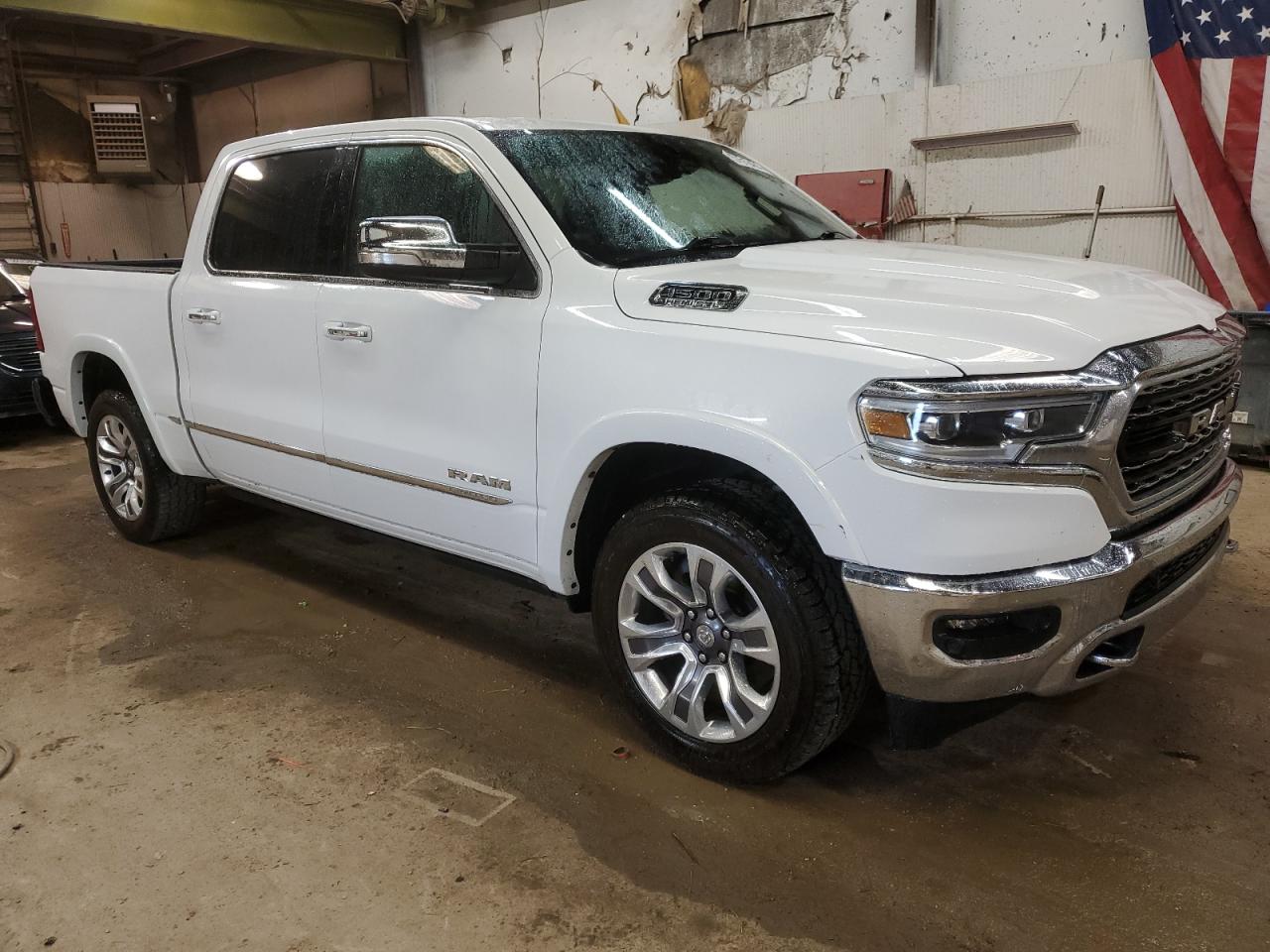 2022 RAM 1500 LIMITED VIN:1C6SRFHT6NN446963