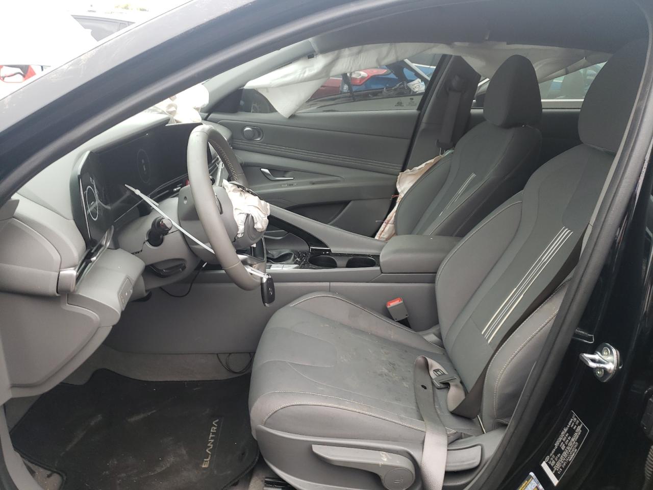 2023 HYUNDAI ELANTRA SEL VIN:5NPLS4AG2PH093420