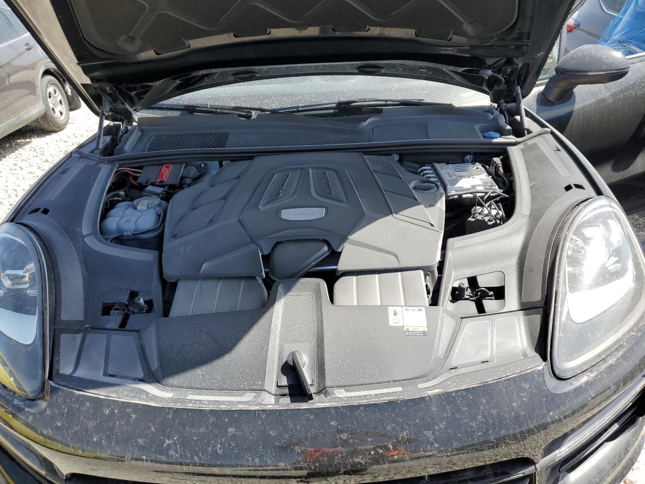 2023 PORSCHE CAYENNE BASE VIN:WP1AA2AY5PDA11157