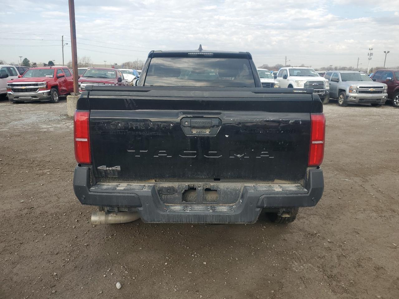 2024 TOYOTA TACOMA XTRACAB VIN:3TYJDAKN4RT002372