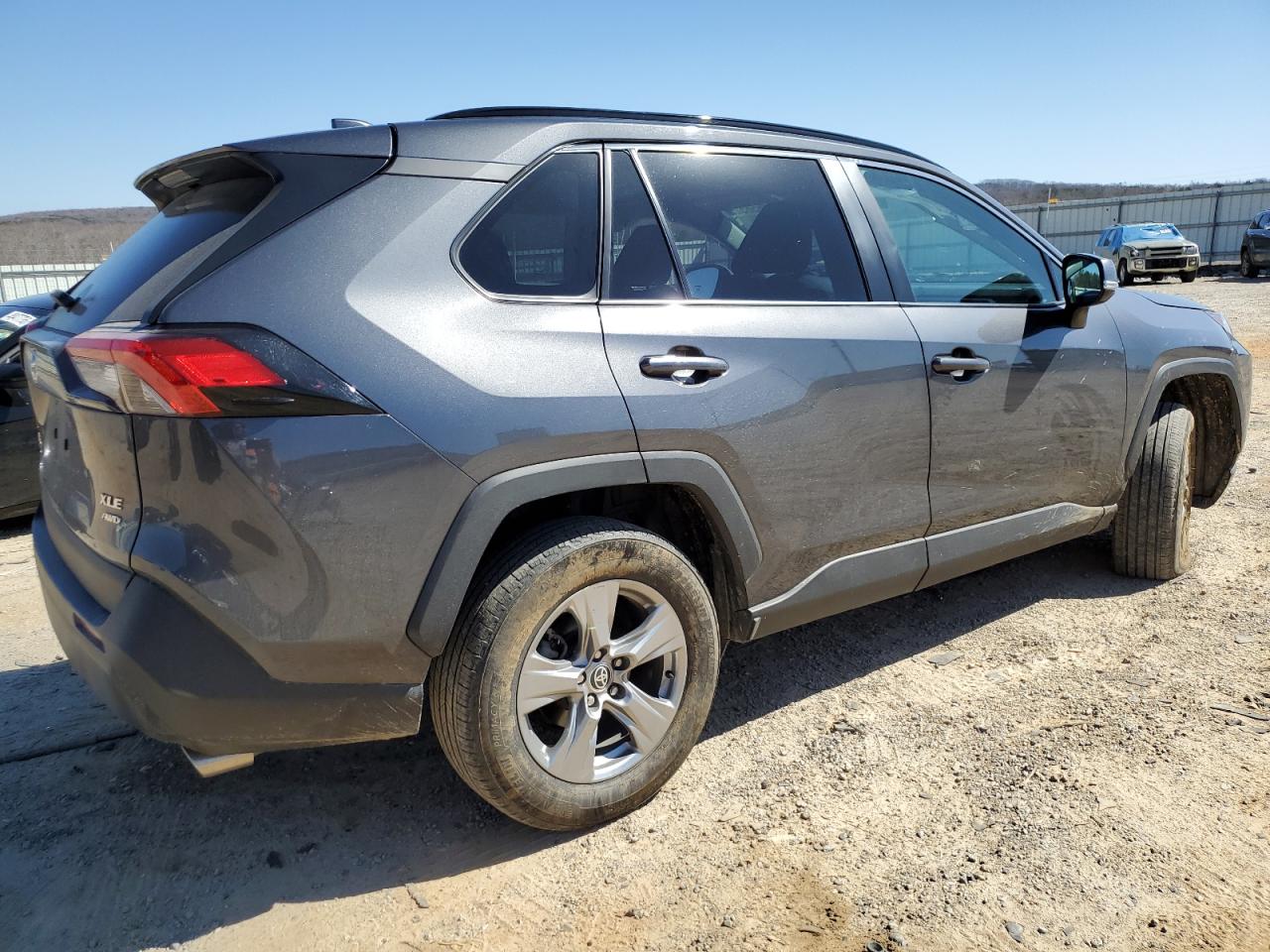 2024 TOYOTA RAV4 XLE VIN:2T3P1RFV8RW425607
