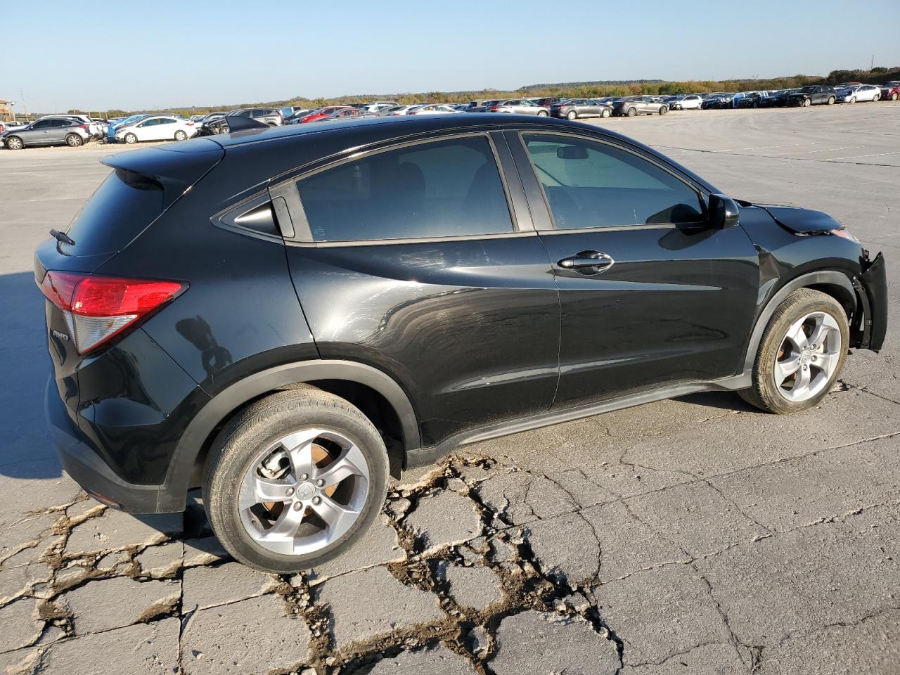 2022 HONDA HR-V LX VIN:3CZRU6H35NM702035
