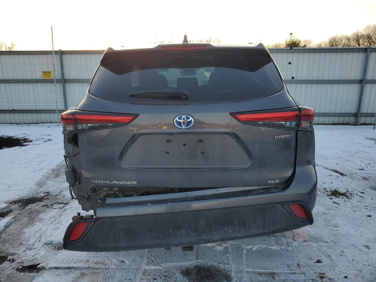 2022 TOYOTA HIGHLANDER HYBRID XLE VIN:5TDGBRCH1NS072747