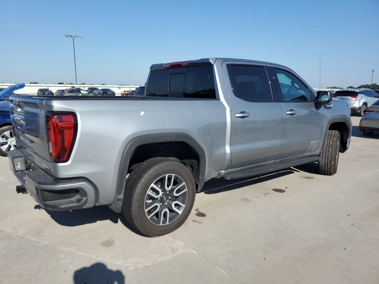 2024 GMC SIERRA K1500 AT4 VIN:3GTUUEE8XRG350018