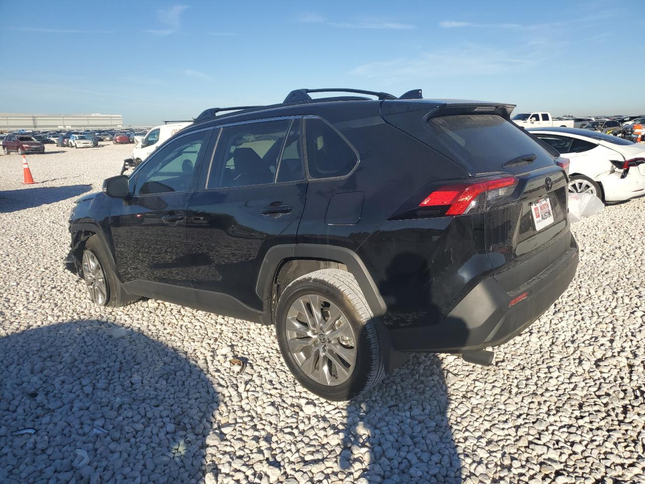 2024 TOYOTA RAV4 XLE PREMIUM VIN:2T3C1RFV8RW355797