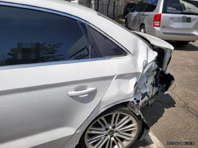 2018 Audi A3 WAUZZZ8V0J1076988 VIN:WAUZZZ8V0J1076988