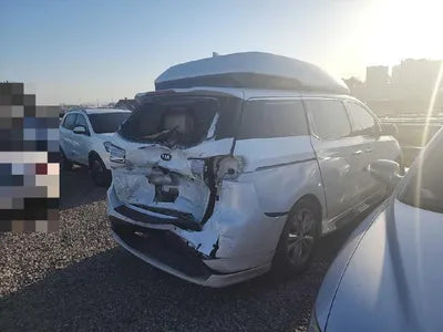2015 Kia Carnival VIN: