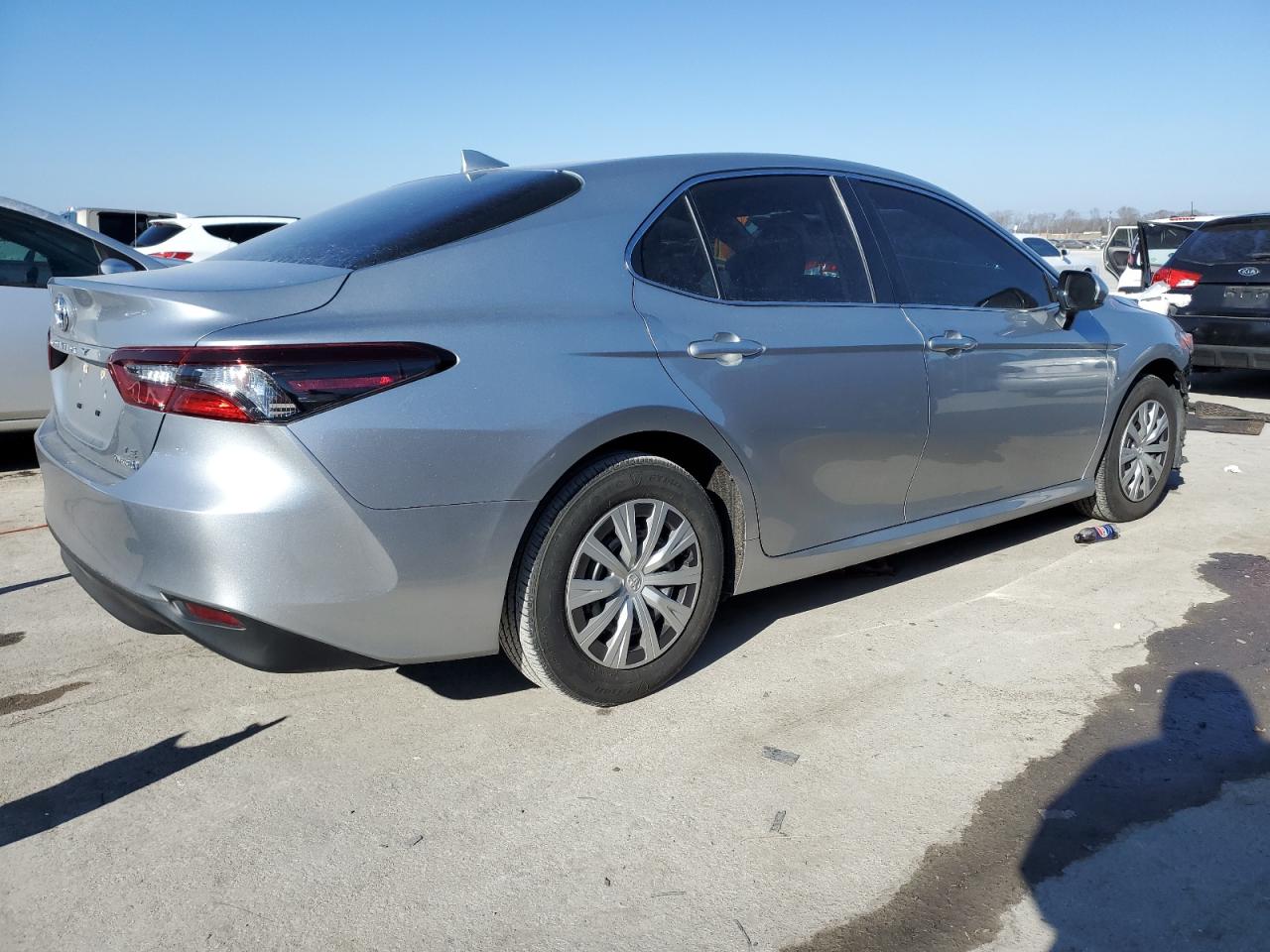2022 TOYOTA CAMRY LE VIN:4T1C31AK2NU598761