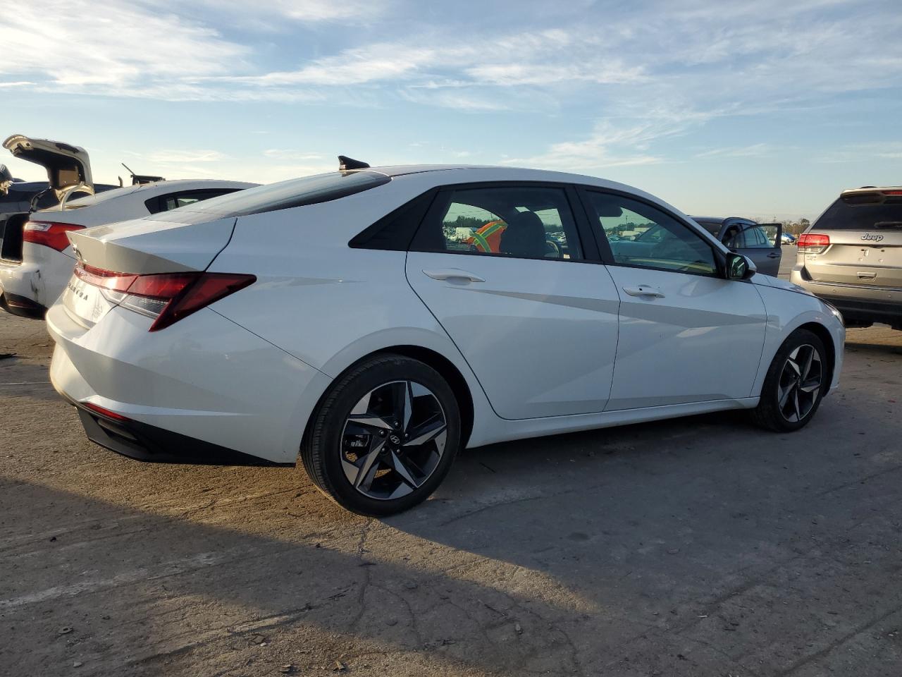 2023 HYUNDAI ELANTRA SEL VIN:5NPLS4AG5PH098062