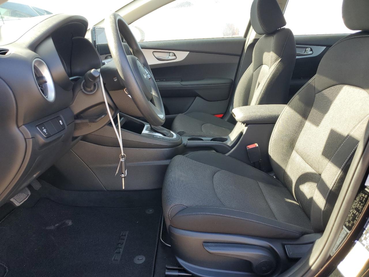 2024 KIA FORTE LX VIN:3KPF24AD1RE820329