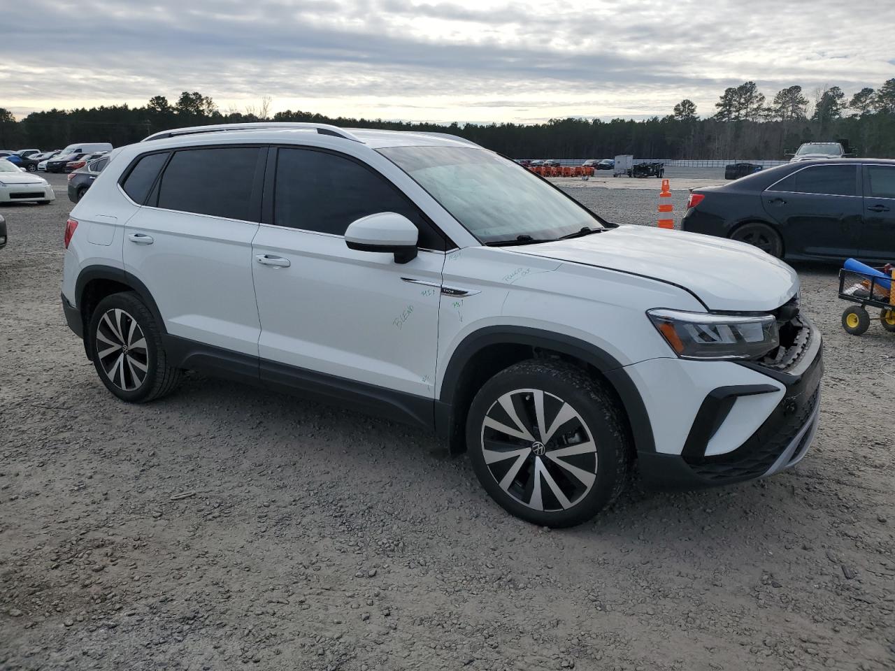 2022 VOLKSWAGEN TAOS SE VIN:3VVRX7B25NM030305