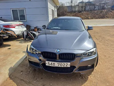 2018 BMW 330 000KMWBA8B9104JA5 VIN:000KMWBA8B9104JA5